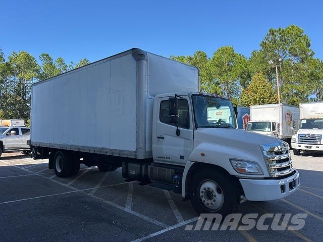 Hino 268 Kofferaufbau