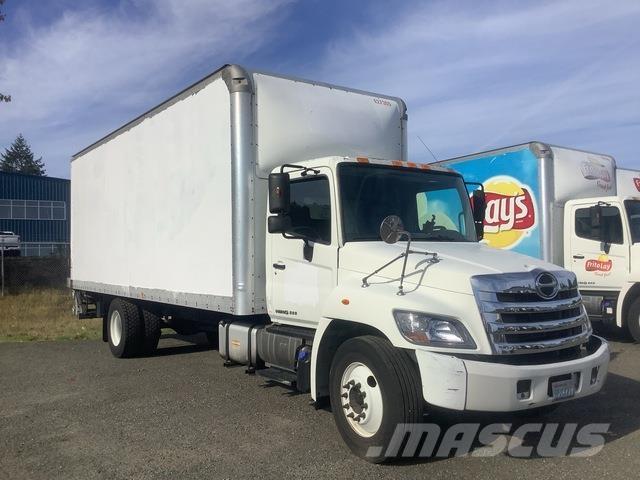 Hino 268 Kofferaufbau