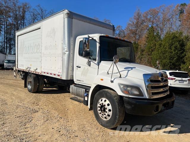 Hino 268 Kofferaufbau