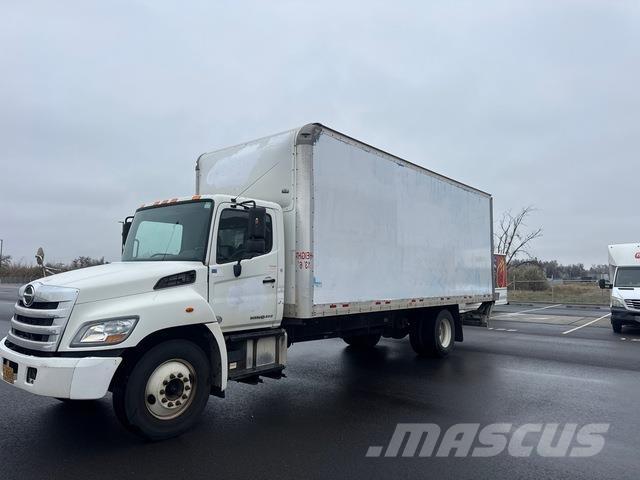 Hino 268 Kofferaufbau