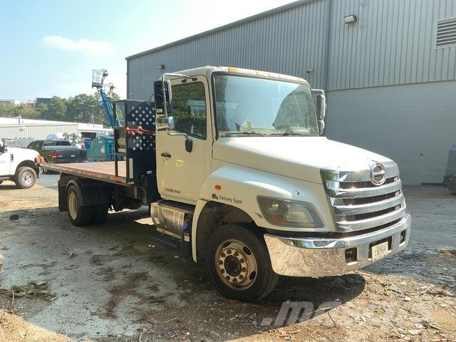 Hino 268A Bergungsfahrzeuge
