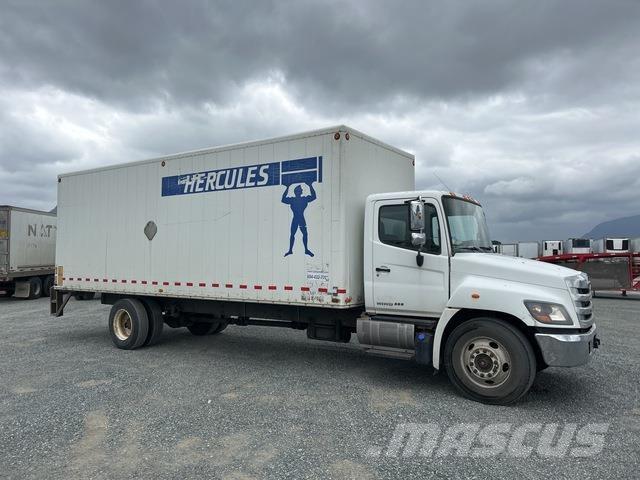 Hino 338 Kofferaufbau