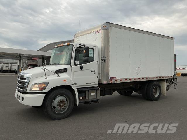 Hino 338 Kofferaufbau