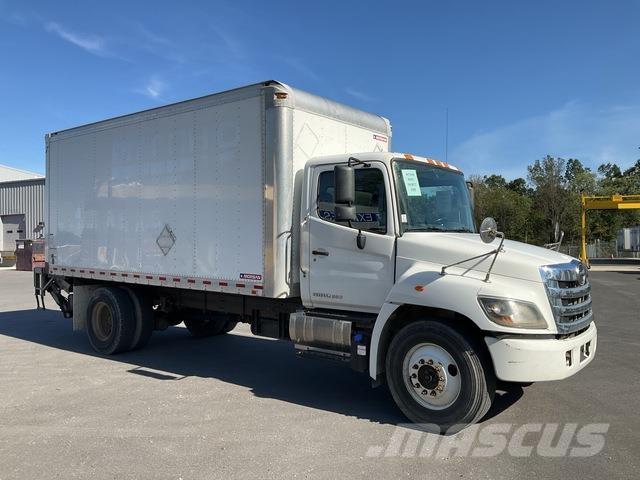 Hino 338 Kofferaufbau