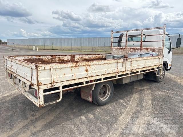 Hino Dutro Pritschenwagen/Pritschenwagen mit Seitenklappe
