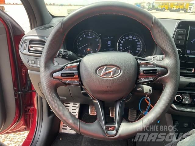 Hyundai i30 PKWs