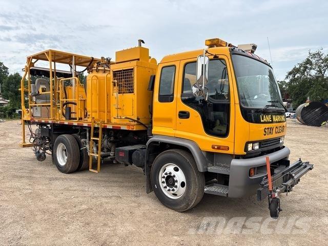 Isuzu FTR Kommunal-Sonderfahrzeuge