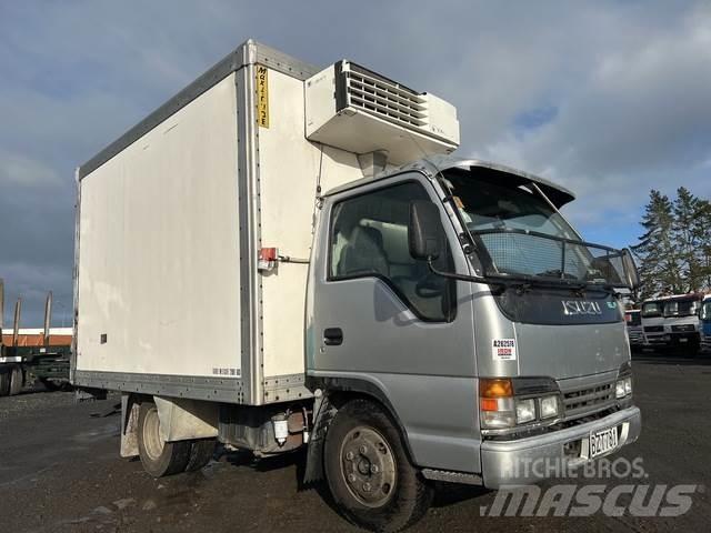Isuzu NKR300s Sonstige Baumaschinen