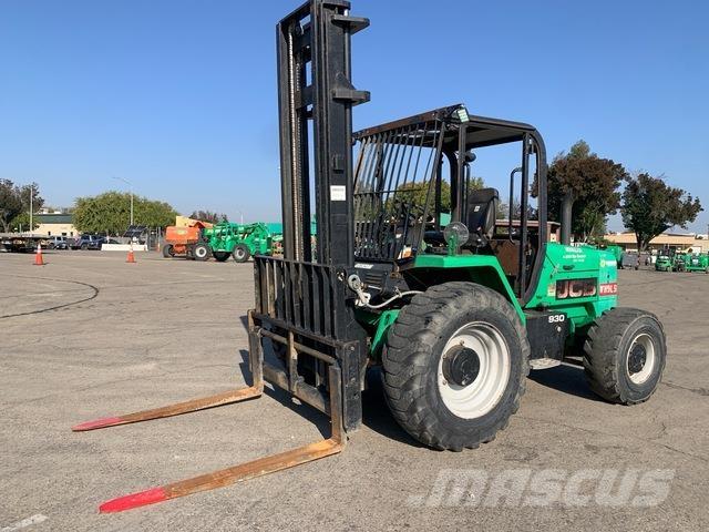 JCB 930 Geländestapler