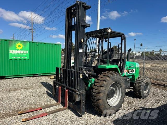 JCB 930 Geländestapler