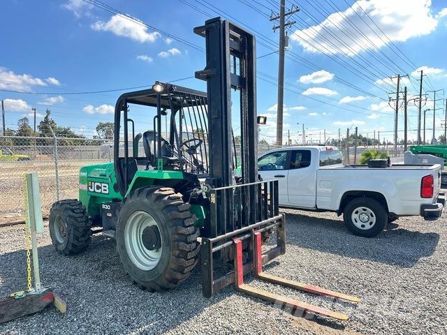 JCB 930 Geländestapler