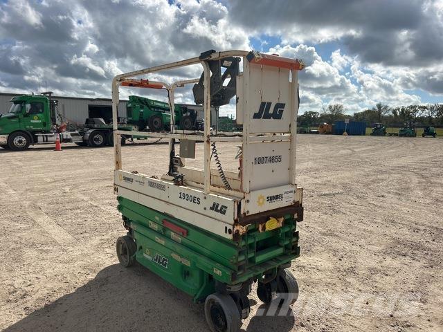 JLG 1930ES Scheren-Arbeitsbühnen