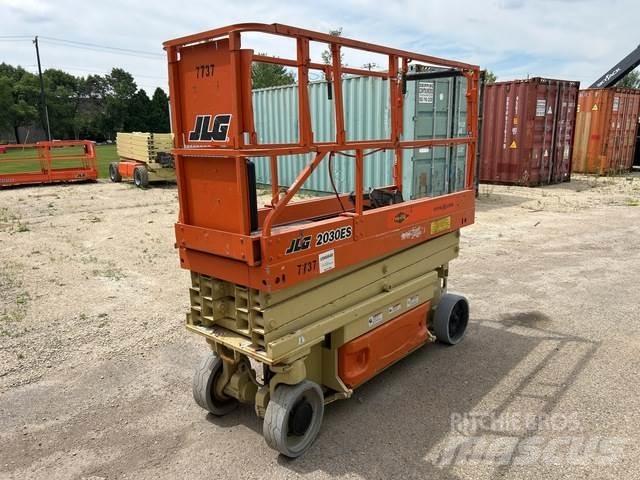 JLG 2030ES Scheren-Arbeitsbühnen