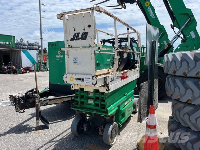 JLG 2032ES Scheren-Arbeitsbühnen