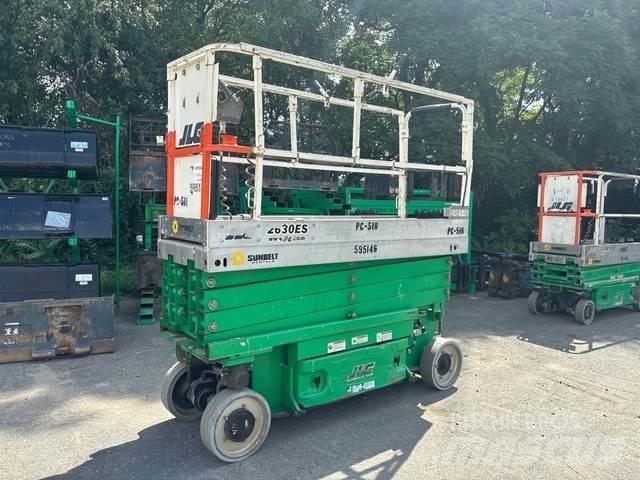 JLG 2630ES Scheren-Arbeitsbühnen
