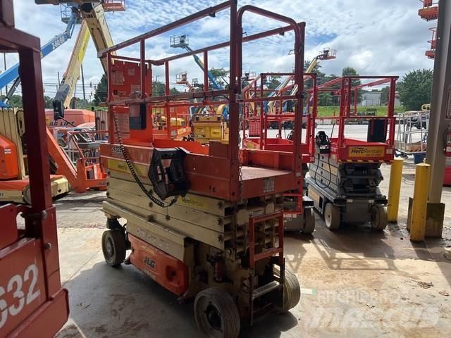 JLG 2632 ES Scheren-Arbeitsbühnen