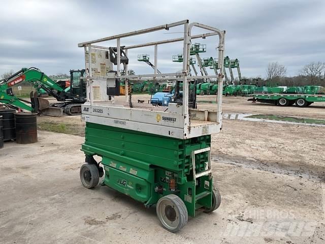 JLG 2632ES Scheren-Arbeitsbühnen