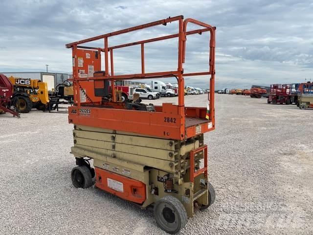 JLG 2632ES Scheren-Arbeitsbühnen
