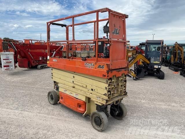 JLG 2632ES Scheren-Arbeitsbühnen