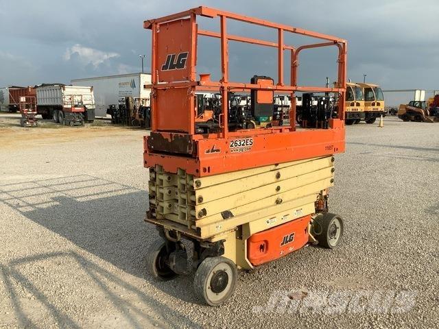 JLG 2632ES Scheren-Arbeitsbühnen