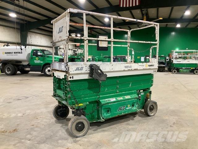 JLG 2646ES Scheren-Arbeitsbühnen