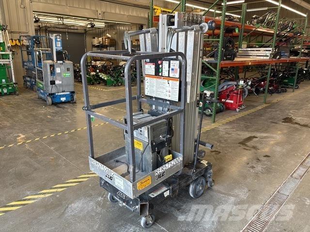 JLG 30AMDC Personenaufzüge