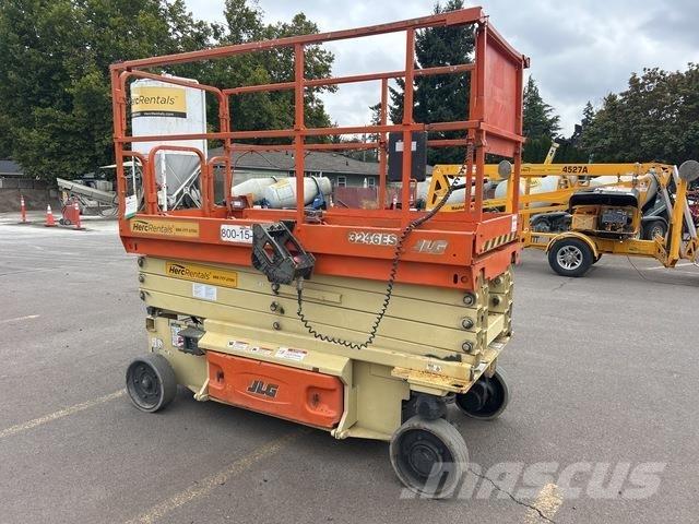 JLG 3246ES Scheren-Arbeitsbühnen