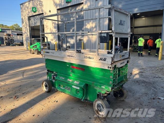 JLG 3246ES Scheren-Arbeitsbühnen