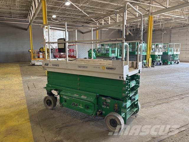 JLG 3246ES Scheren-Arbeitsbühnen