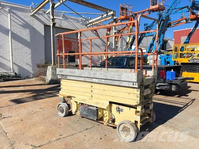 JLG 3246ES Scheren-Arbeitsbühnen