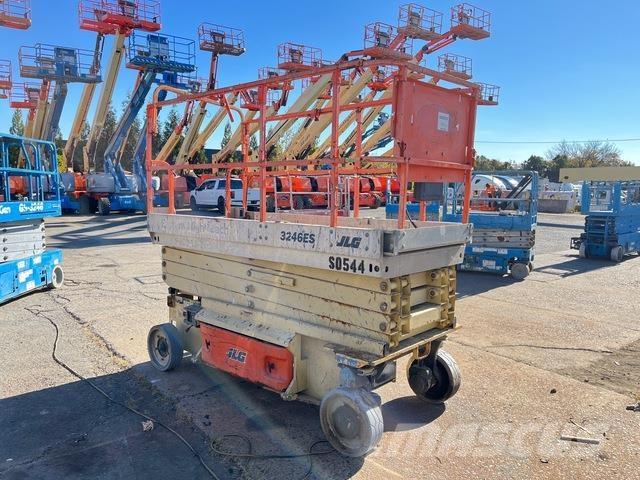 JLG 3246ES Scheren-Arbeitsbühnen