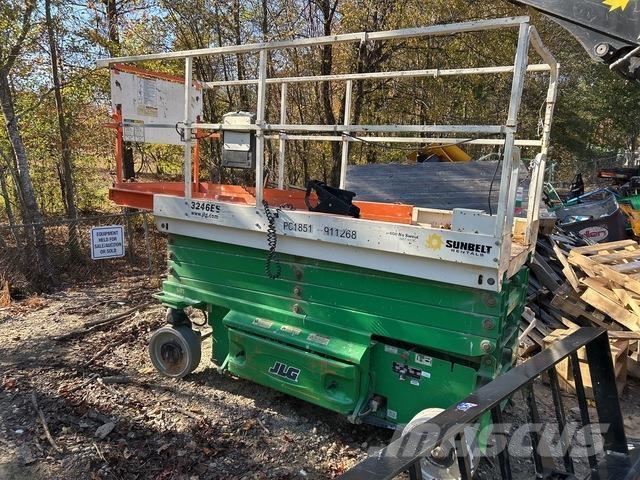 JLG 3246ES Scheren-Arbeitsbühnen