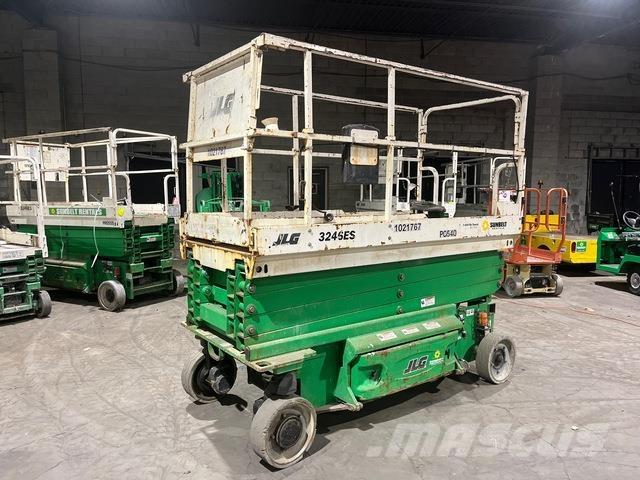 JLG 3246ES Scheren-Arbeitsbühnen