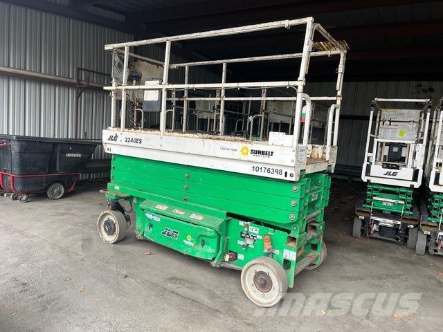 JLG 3246ES Scheren-Arbeitsbühnen