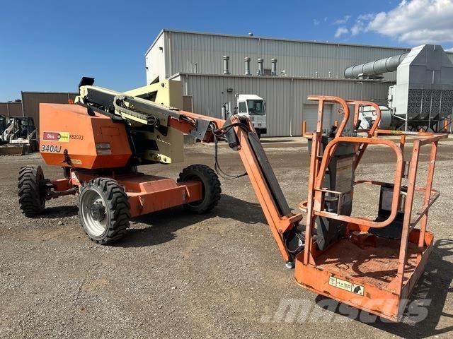 JLG 340AJ Gelenkteleskoparbeitsbühnen