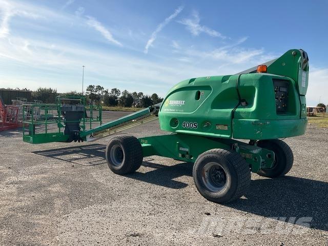 JLG 400S Teleskopbühnen