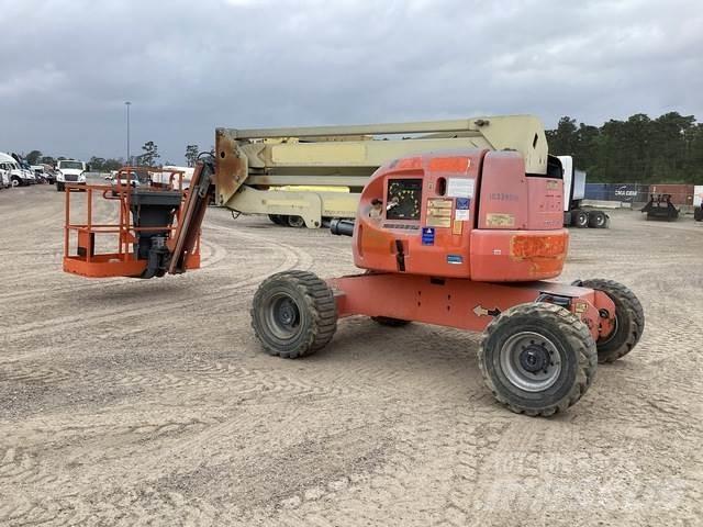 JLG 450AJ Gelenkteleskoparbeitsbühnen