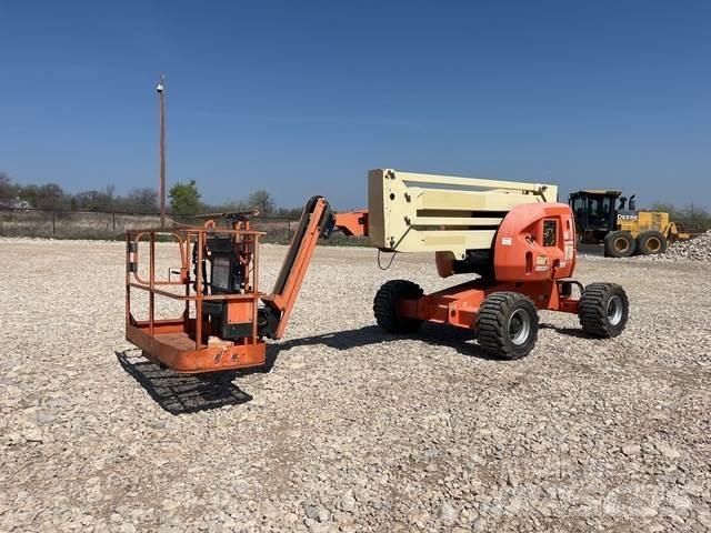 JLG 450AJ Gelenkteleskoparbeitsbühnen