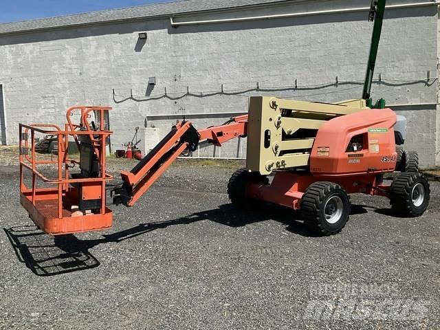 JLG 450AJ Gelenkteleskoparbeitsbühnen