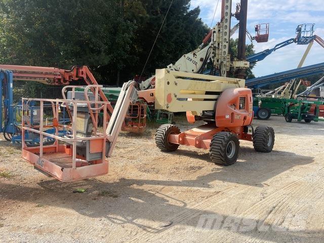 JLG 450AJ Gelenkteleskoparbeitsbühnen