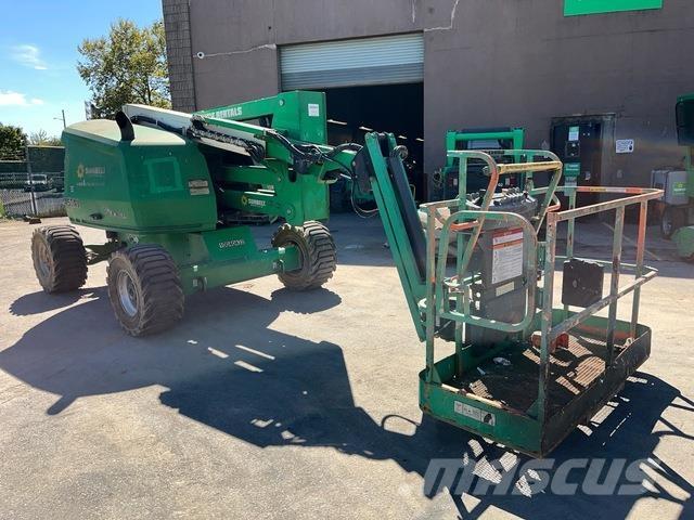 JLG 450AJ Gelenkteleskoparbeitsbühnen