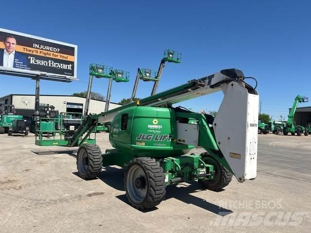 JLG 600AJ Gelenkteleskoparbeitsbühnen