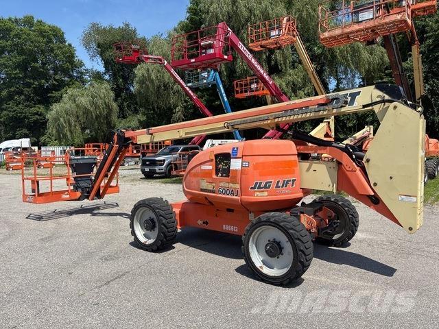 JLG 600AJ Gelenkteleskoparbeitsbühnen