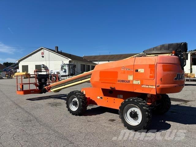 JLG 600S Teleskopbühnen