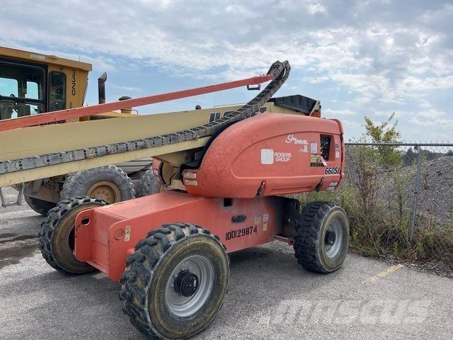 JLG 660SJ Teleskopbühnen