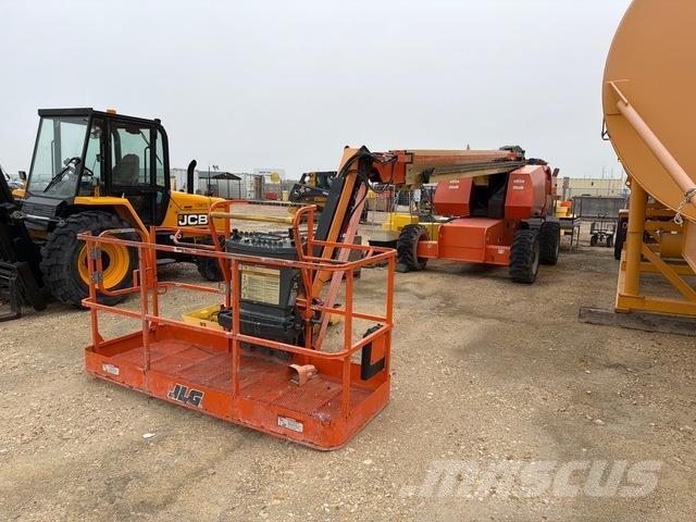 JLG 660SJ Teleskopbühnen