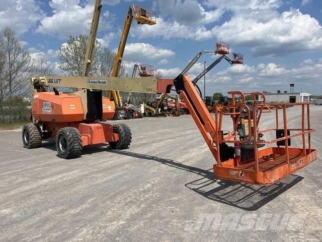 JLG 800 AJ Gelenkteleskoparbeitsbühnen