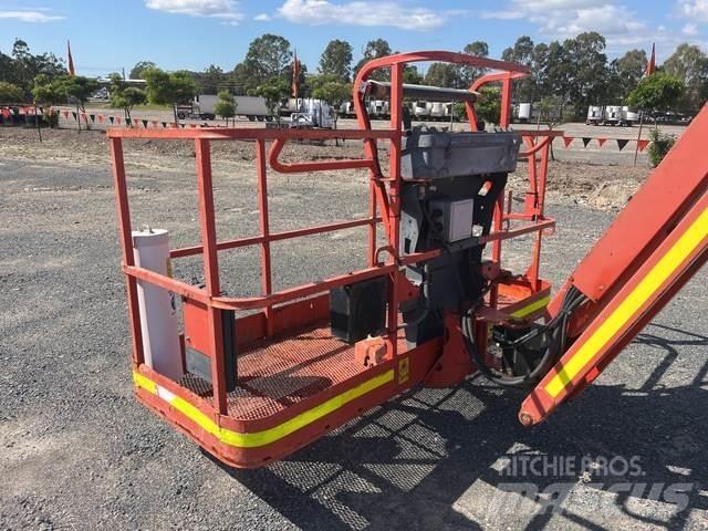 JLG 800 AJ Sonstige Baumaschinen