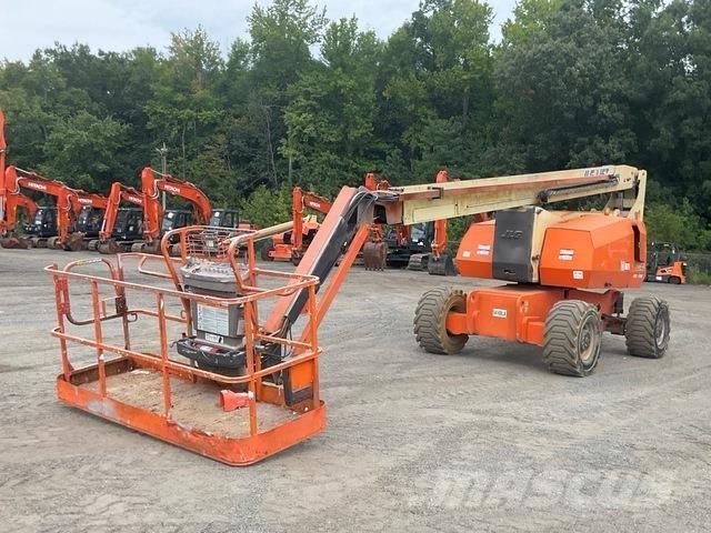 JLG 800AJ Gelenkteleskoparbeitsbühnen