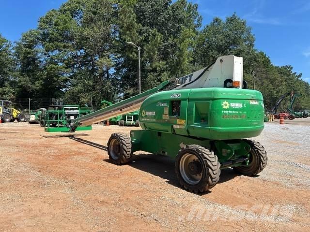 JLG 800S Teleskopbühnen
